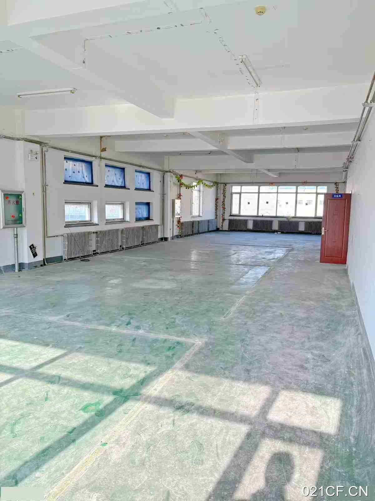 【重点】开发区大连开发区格林小镇海青工业园770多平三层标准厂房双层大车进出厂房出租，优质产业载体