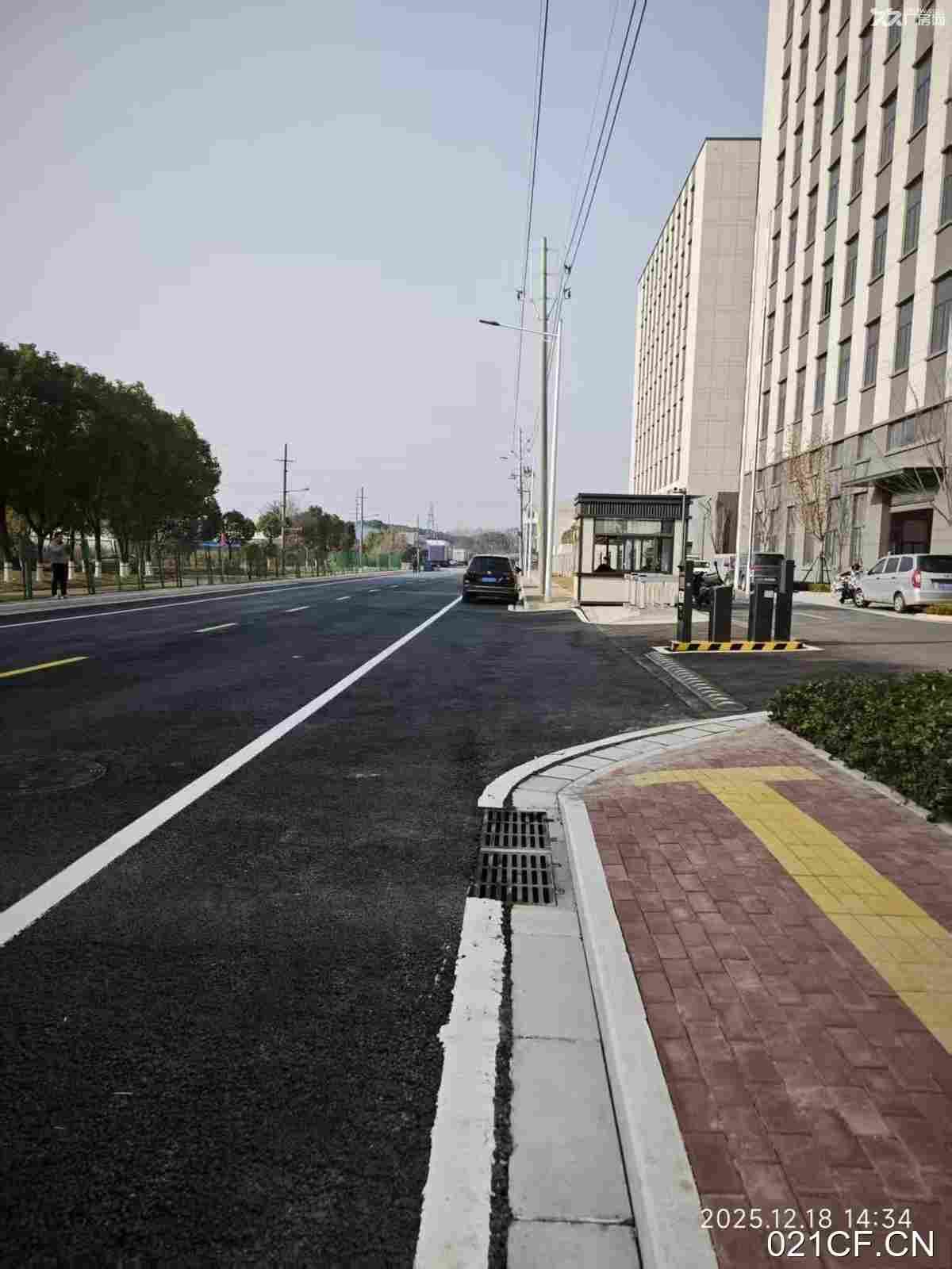 南京江宁湖熟镇配备三部电梯 独立产权 可贷120000㎡地铁全新交通便利厂房出租，可办独立产证