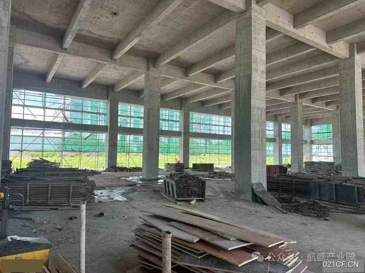 昆明呈贡其他马金铺 现房独栋 红本在手 2700㎡全新花园式厂房出售，空中花园