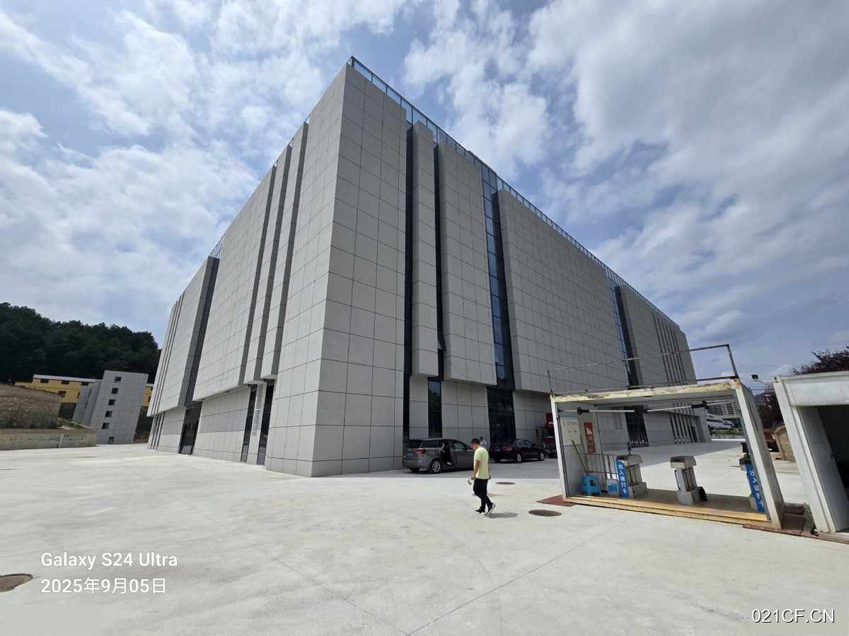 贵阳小河贵航华阳花冠路全新产业园花冠路全新产业园66350㎡单层大车进出厂房出租，配套完善