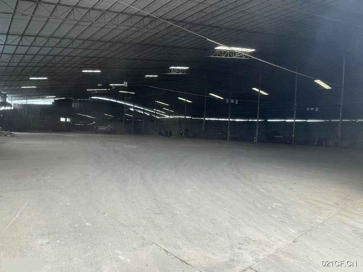 南宁江南苏圩区工厂四块一平米有一万平米可3000㎡独门独院厂房出租，配套完善