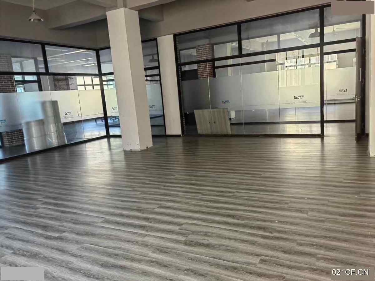 威海环翠张村区柳沟可注册可环评的花园35000㎡可分租厂房出租：区位优势明显