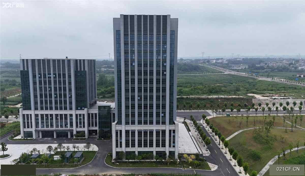 工业园宜昌当阳市双莲工业园免费入驻孵化器名额开启中交通便利精装修面积面议厂房出租：区位优势明显