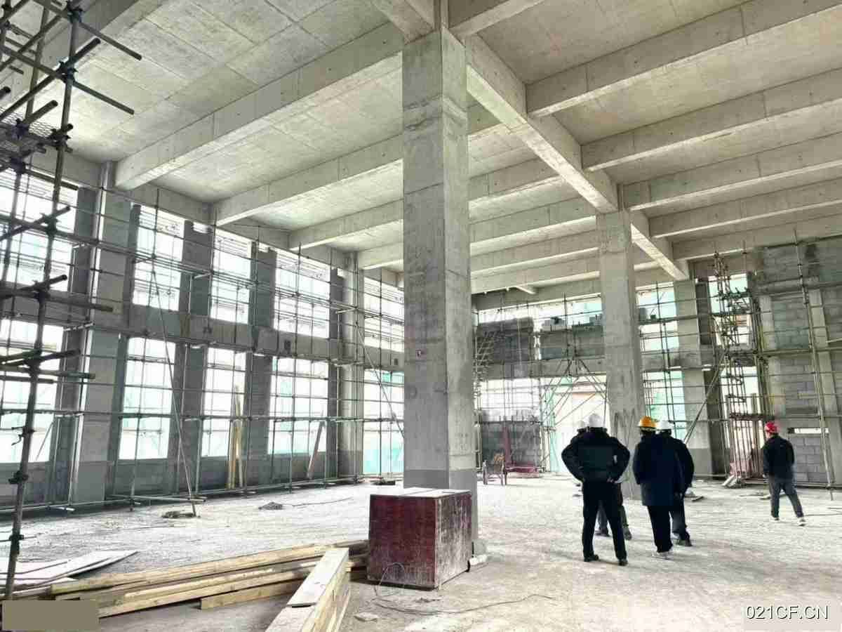 亭湖盐城市亭湖盐城市亭湖区白马车站往东S349省道路南紧邻省道高架高速出入口可贷款标准厂房多层全新厂厂房出售