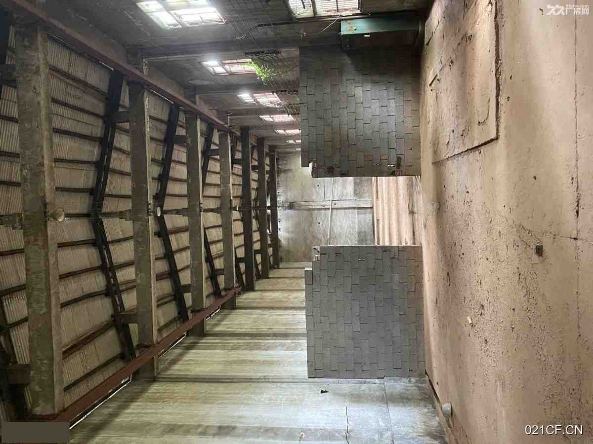 株洲天元武广高铁衡山路上独立3000㎡独门独院单层大车进出厂房出租:区位优势明显