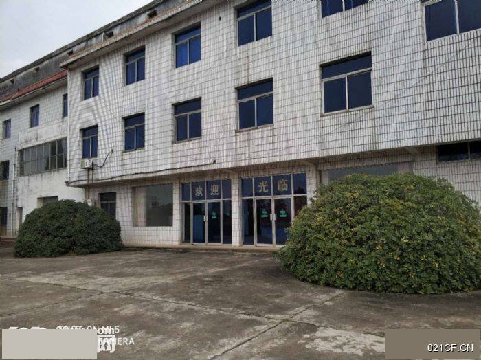 高新区鹰潭月湖金桥路27号江西可生宠物食品公司现有高新区一800㎡交通便利可分租厂房出租：区位优势明