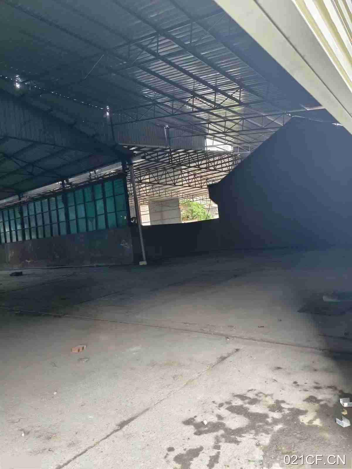 工业园泸州江阳蓝田市龙马潭江阳区轻工业园市龙马潭区轻工业园2000㎡可分租层高8米仓库出租厂房出租：