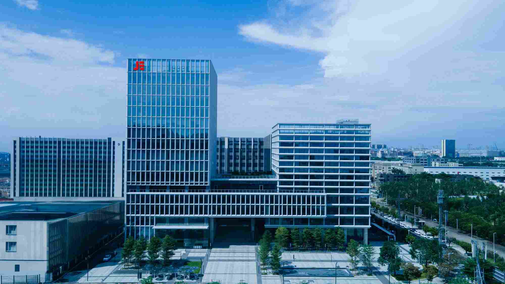 上海浦东部各镇南部工业带（工业园）厂房出租：首层8米层高
