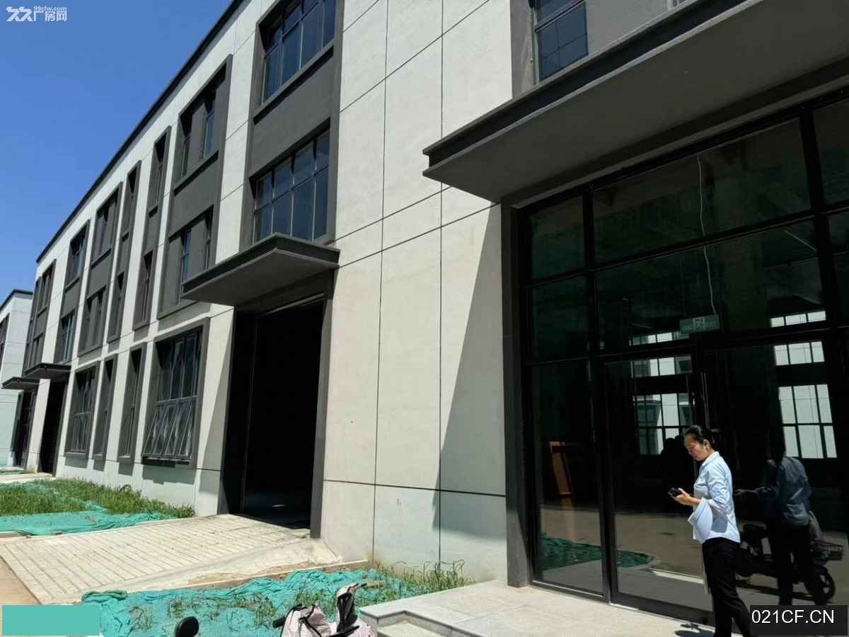 沧州沧县开发区,经八路与石港路交叉口个人标准地理位置优越花园式交标准厂房双层全新(开发区)厂房出租: