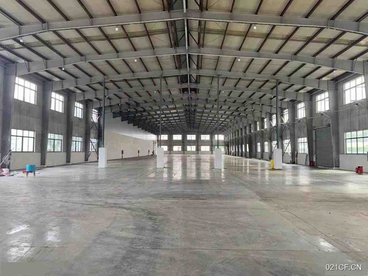 赣州信丰位置地处西黄公路至迎宾大道和105国道交叉口1000米县西牛镇标准钢结构单层  可4500㎡厂房出租