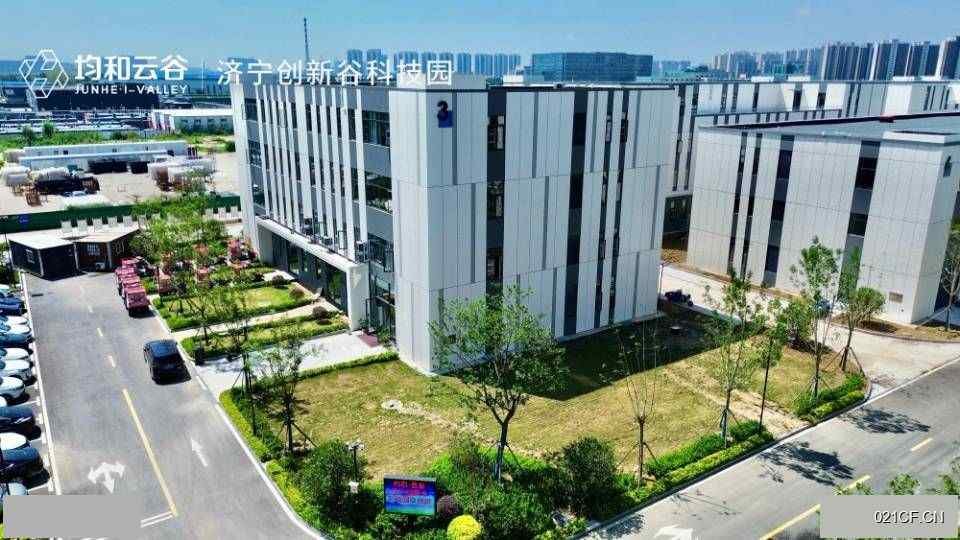 高新区济宁任城海川路北首路东高新区中轴线上高端都市型园区500㎡标准厂房单层全新厂房出售：区位优势明
