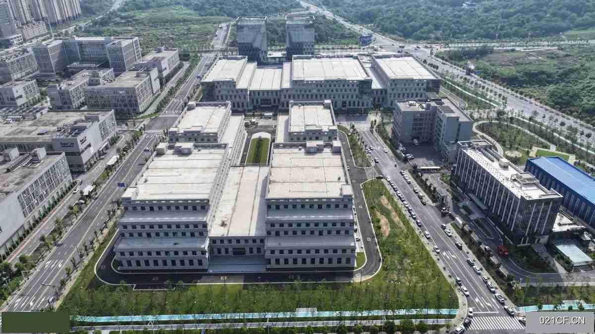 九江市濂溪区鄱阳湖生态科技园科技四路与生态四路交汇处（青网）大量环境优美价格美丽12000㎡可分租层厂房出租