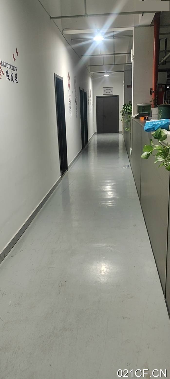 衢州常山万洋众创成标准有室800㎡标准厂房单层大车进出厂房出租：区位优势明显