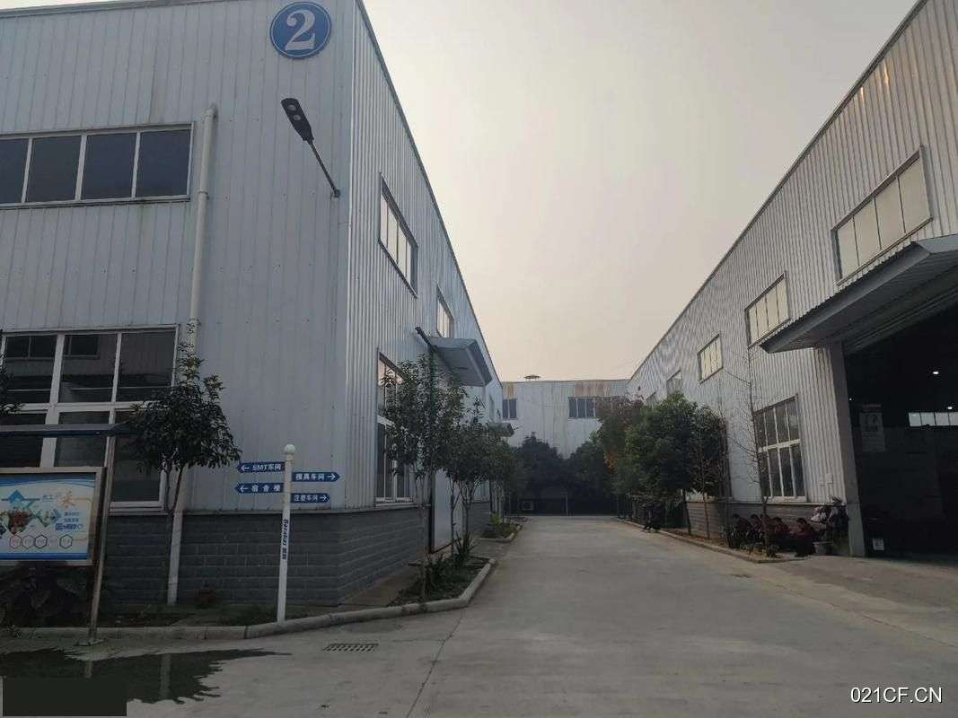 区厂业园市衢州柯城西区厂业园市西区标准园区150㎡单层大车进出交通便利厂房出租：区位优势明显