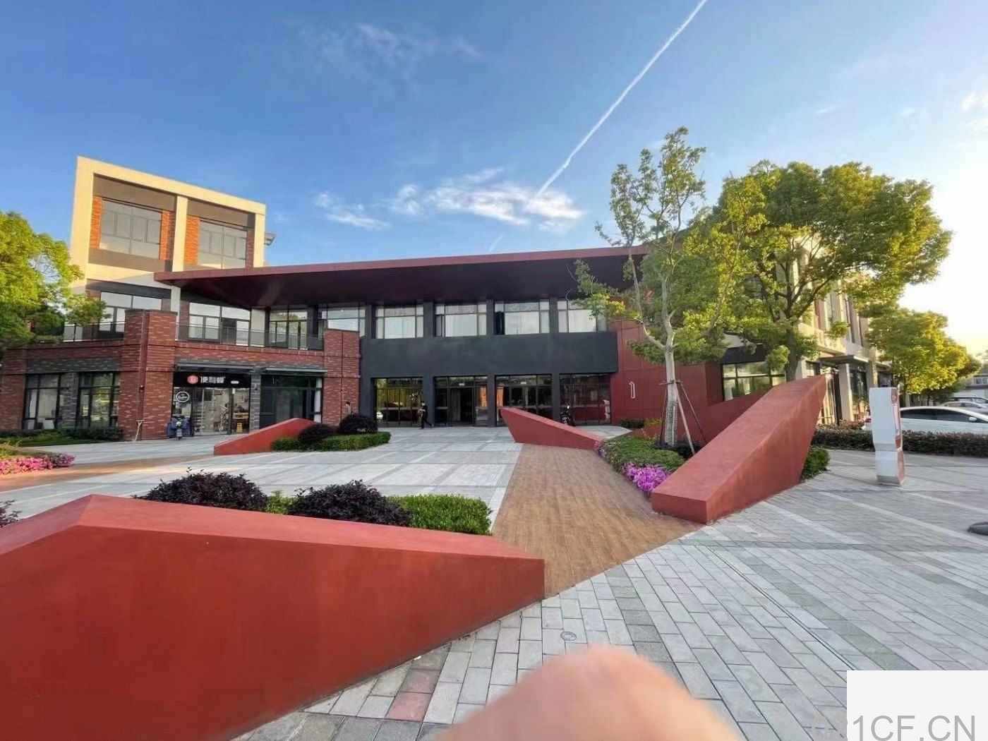 上海闵行花南路 15号线地铁旁创意办公，工作室，文化传媒，体育竞技 办公出租厂房出租｜配套成熟