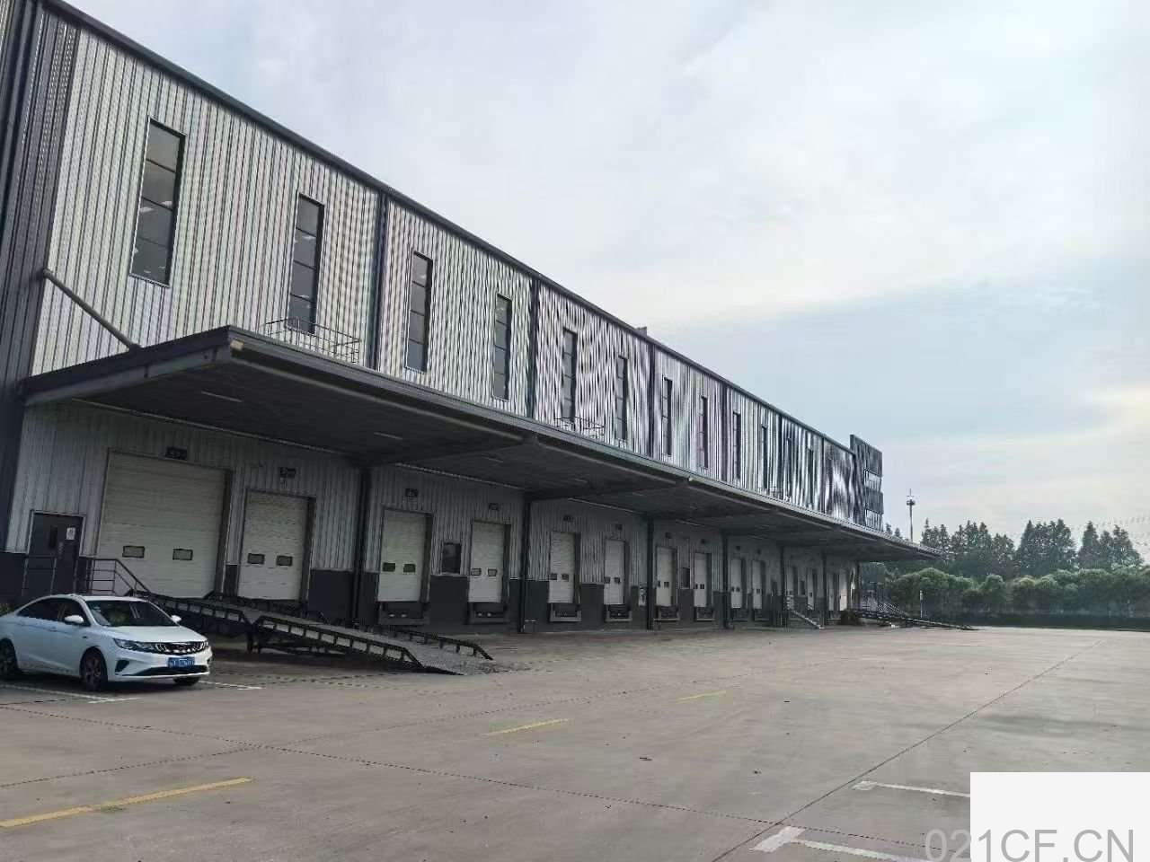 上海嘉定 出租嘉定徐行高平台仓库出租5000平到4万平电商快递城配可短租 仓库出租厂房出租｜首层10