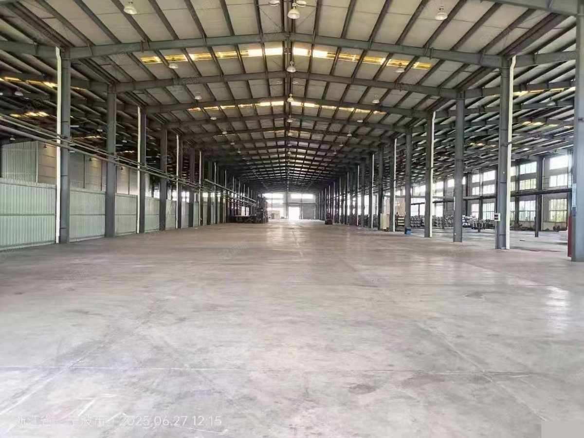 北仑宁波小港独门独院一到四楼加单层钢结构一万平，层高1010000平厂房出租：首层10米层高
