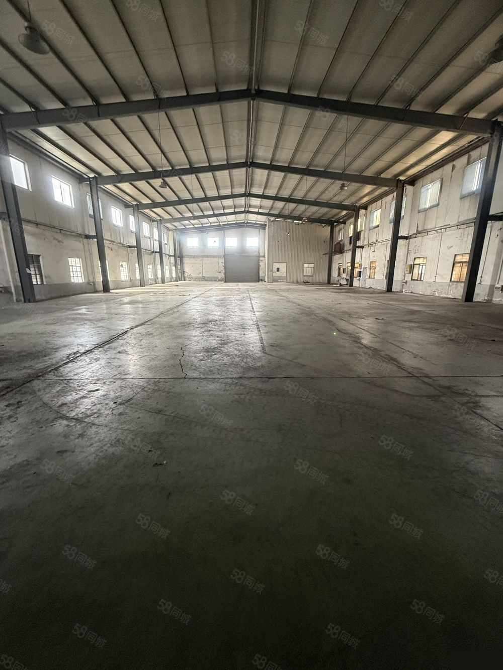 宁波姜山朝阳一楼1300平21元一平大路边进出方便随时可厂房出租,配套完善
