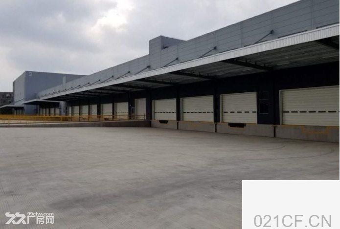 上海宝山 宝山罗店丙二类带月台雨棚5000平仓库出租可分租 仓库出租（）厂房出租：首层10米层高