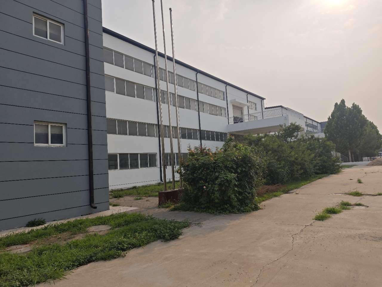 砸向天津！西青国际工业城D13-1厂房出租 3300平独门独院 双层车间+火车头三-厂房土地租售选址
