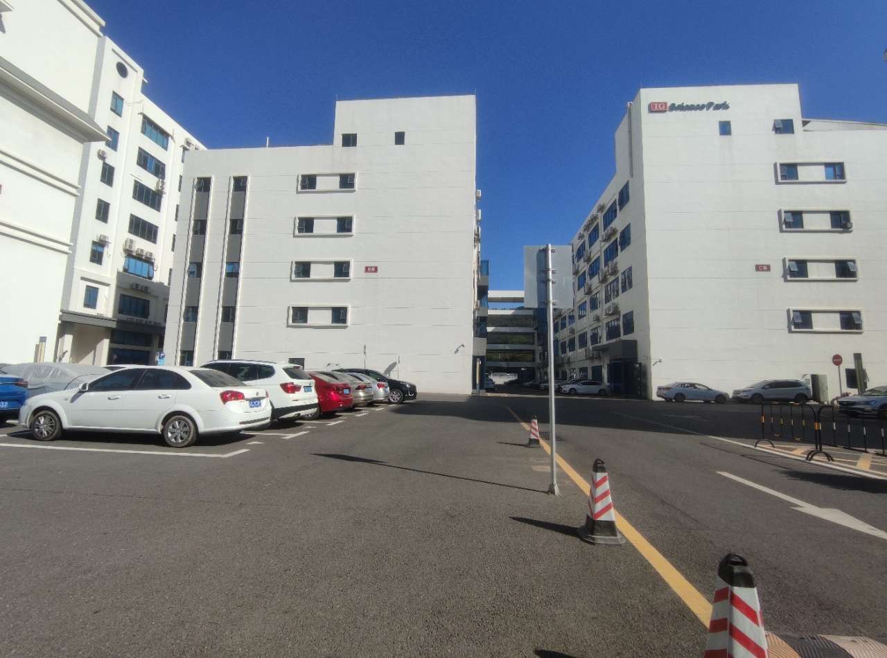 深圳石岩桃花源科技园二楼厂房带装修