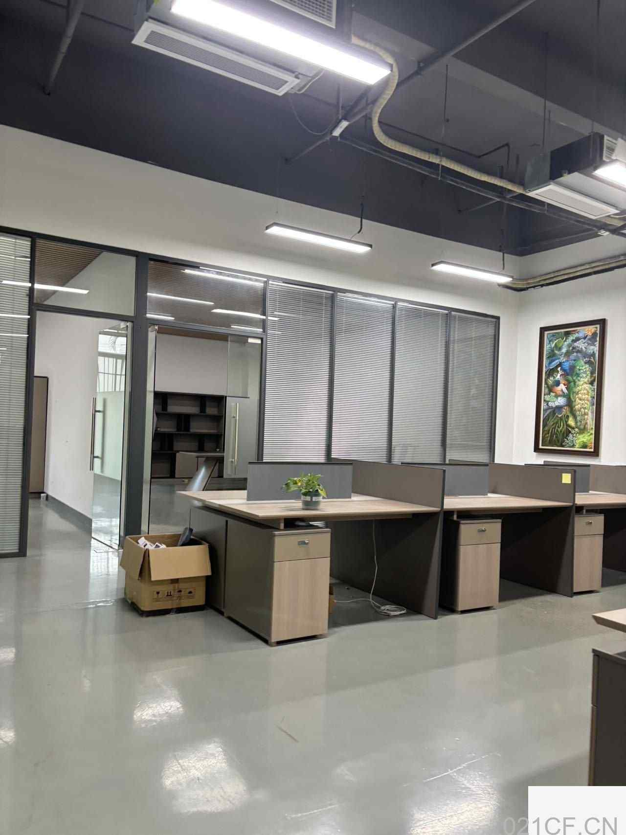 广州黄埔 一楼813平米出租精装修办公室研发展厅生产均可-黄埔区府（广州）厂房出租：地铁直达