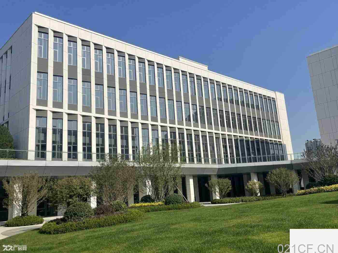 【稀缺】北京大兴 六环大藏村告诉出口300米，新园区，精装毛坯，大环评，有政策-北京生物医药基地厂房厂房出租