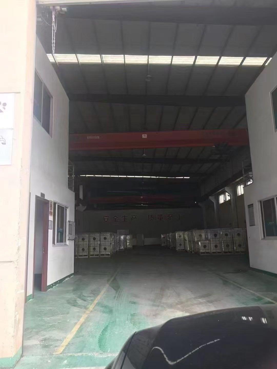 邦虎产业园集装箱装卸区