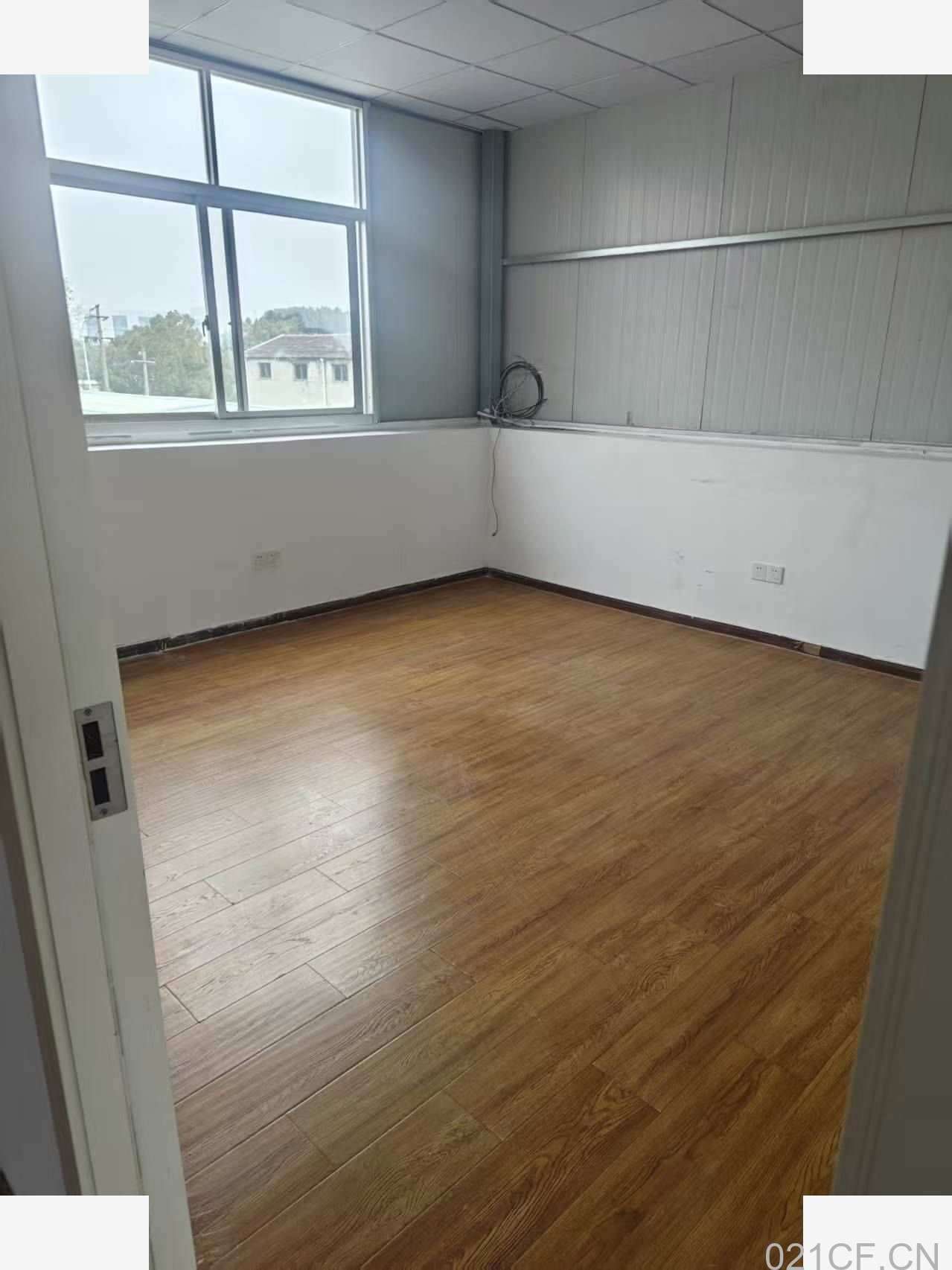 工业园常州50㎡ 新北三井河海西路工业园区办公室，20~60㎡，可注册，价格低-新北万达厂房出租，首