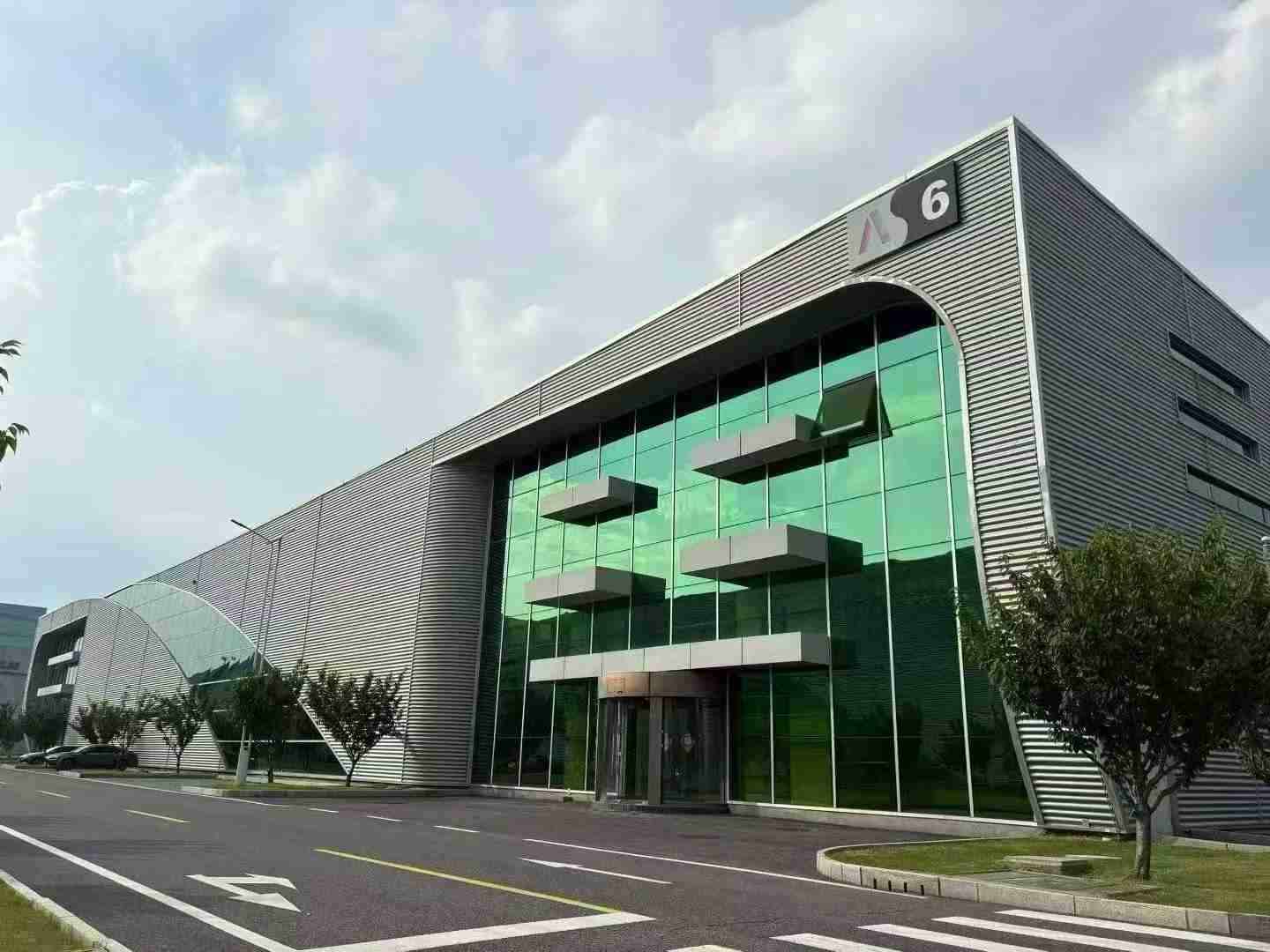 昆山城南产业园厂房内部