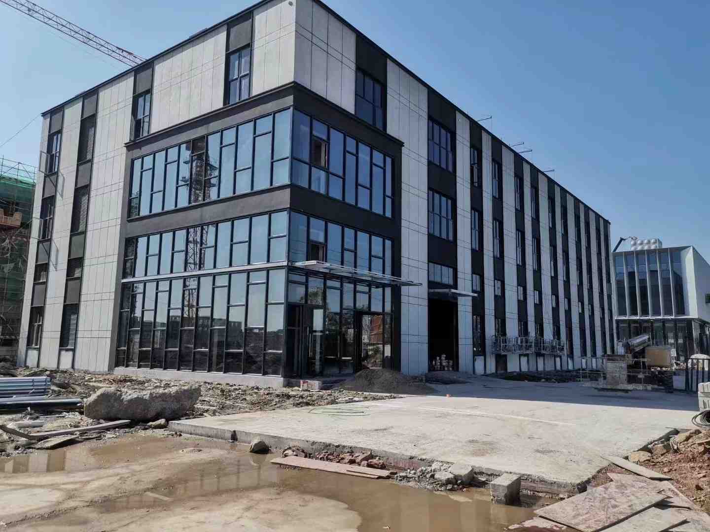 运城 出售院基地-运城盐湖厂房出售：研发总部一体