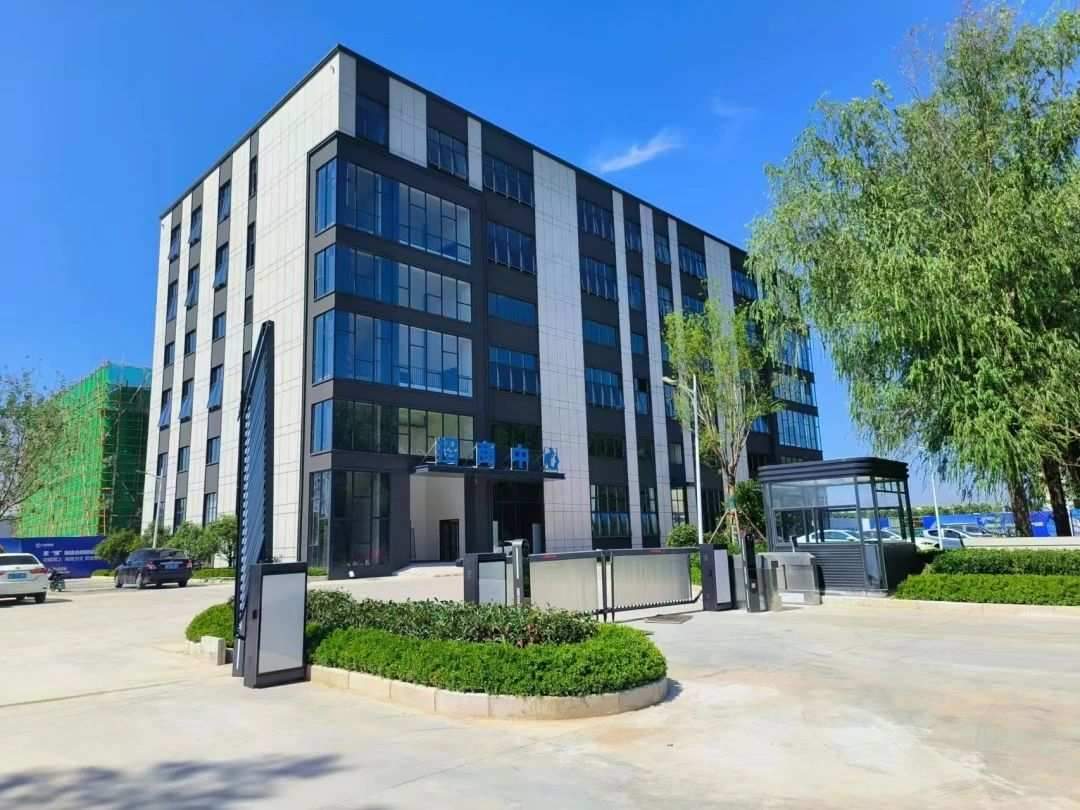 运城 大型养殖场对外出售-运城盐湖厂房出售：研发总部一体