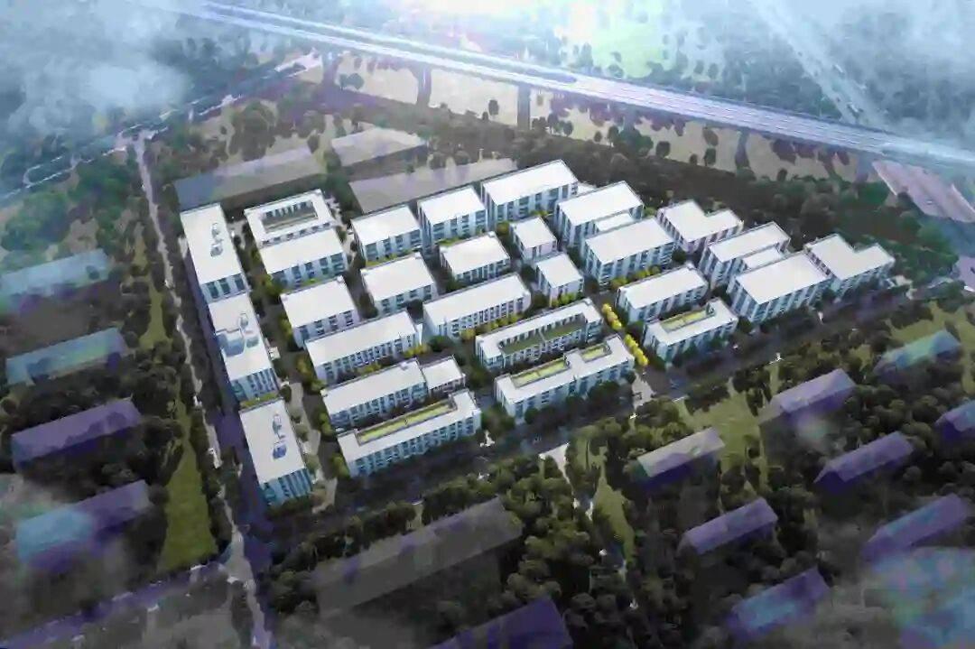 运城 靠近公路现有一厂房出租：首层10米层高