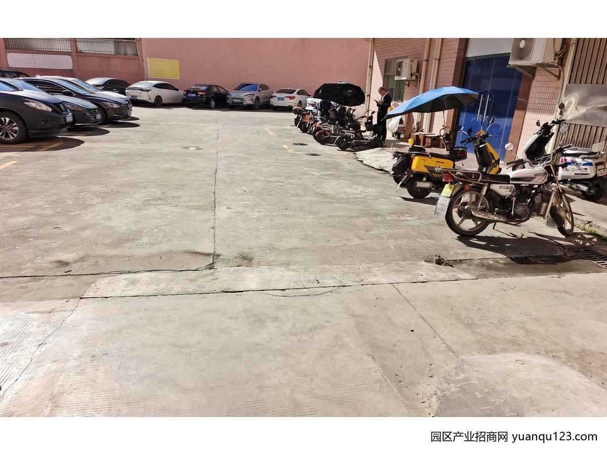 【推荐】空地大-东莞凤岗沙岭车站厂房出租，【优质】凤岗雁田小面积一楼厂房出租300平有办公室