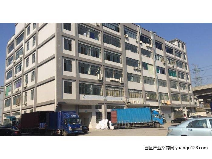 【推荐】公摊小-东莞凤岗沙岭车站厂房出租，凤岗雁田怡安产业园楼上厂房出租2500平方