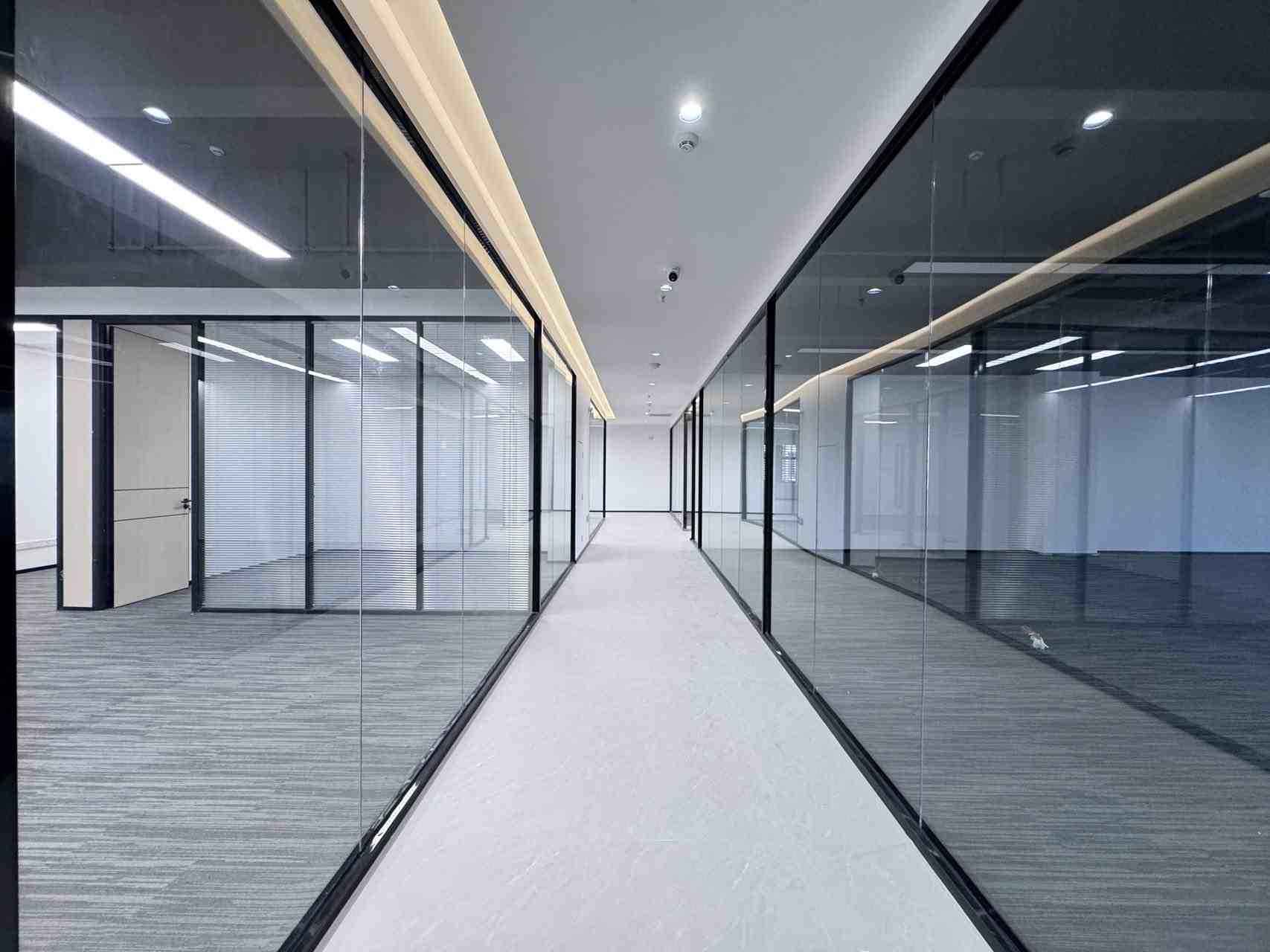 深圳龙华龙胜办公室实景