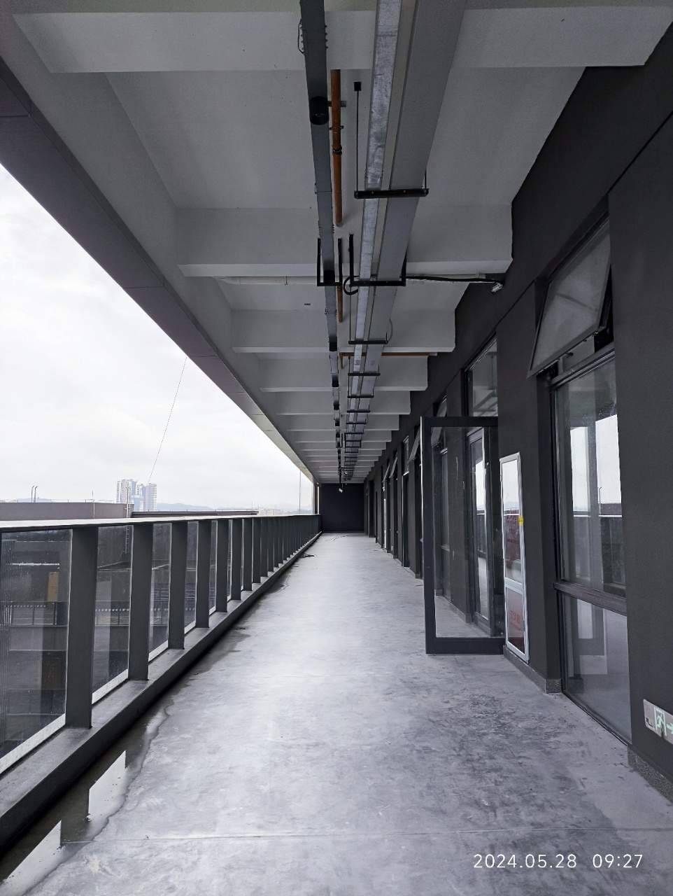 楼层连廊实景