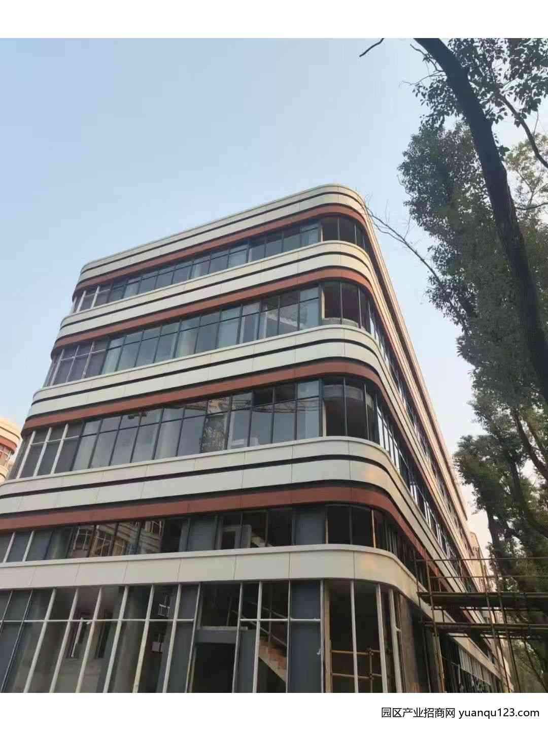 周边配套实景