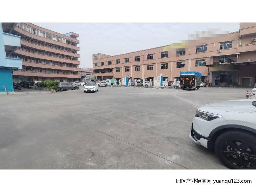 周边配套实景