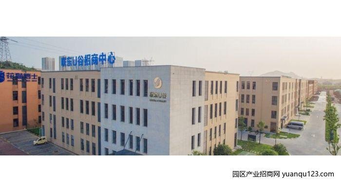 周边配套实景