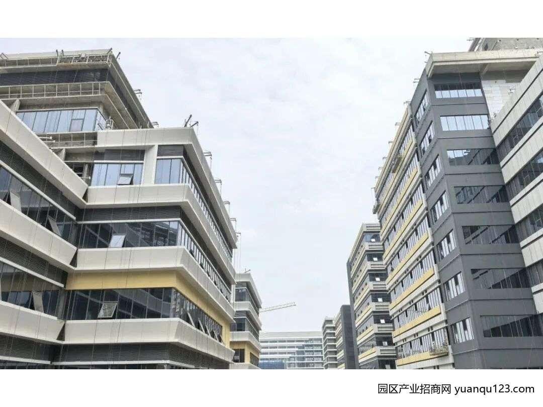 周边配套实景