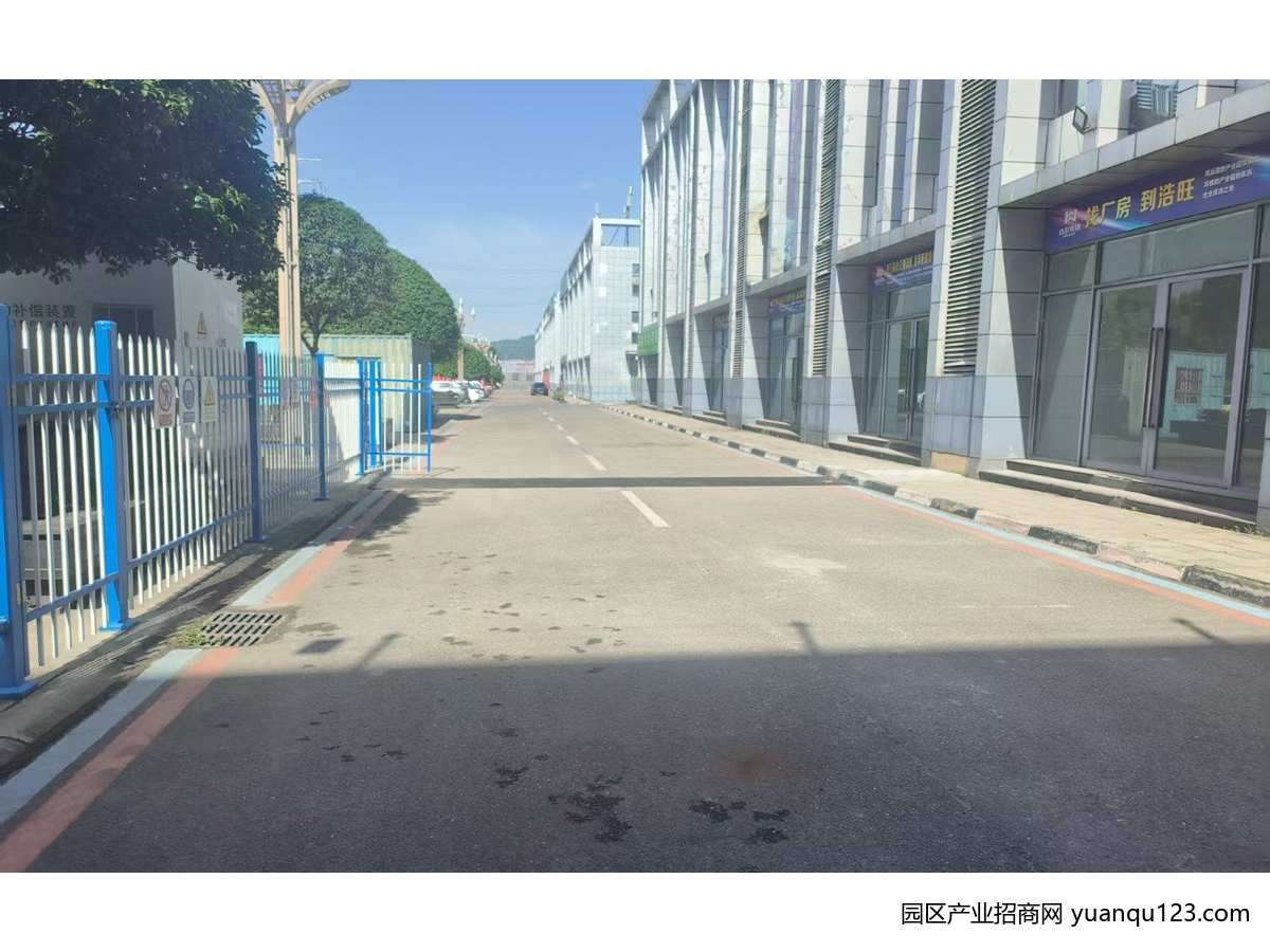 周边配套实景