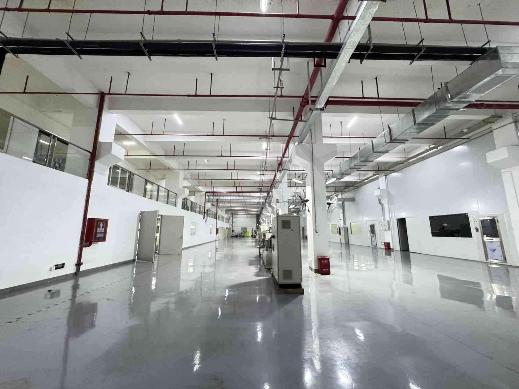 一楼车间全景