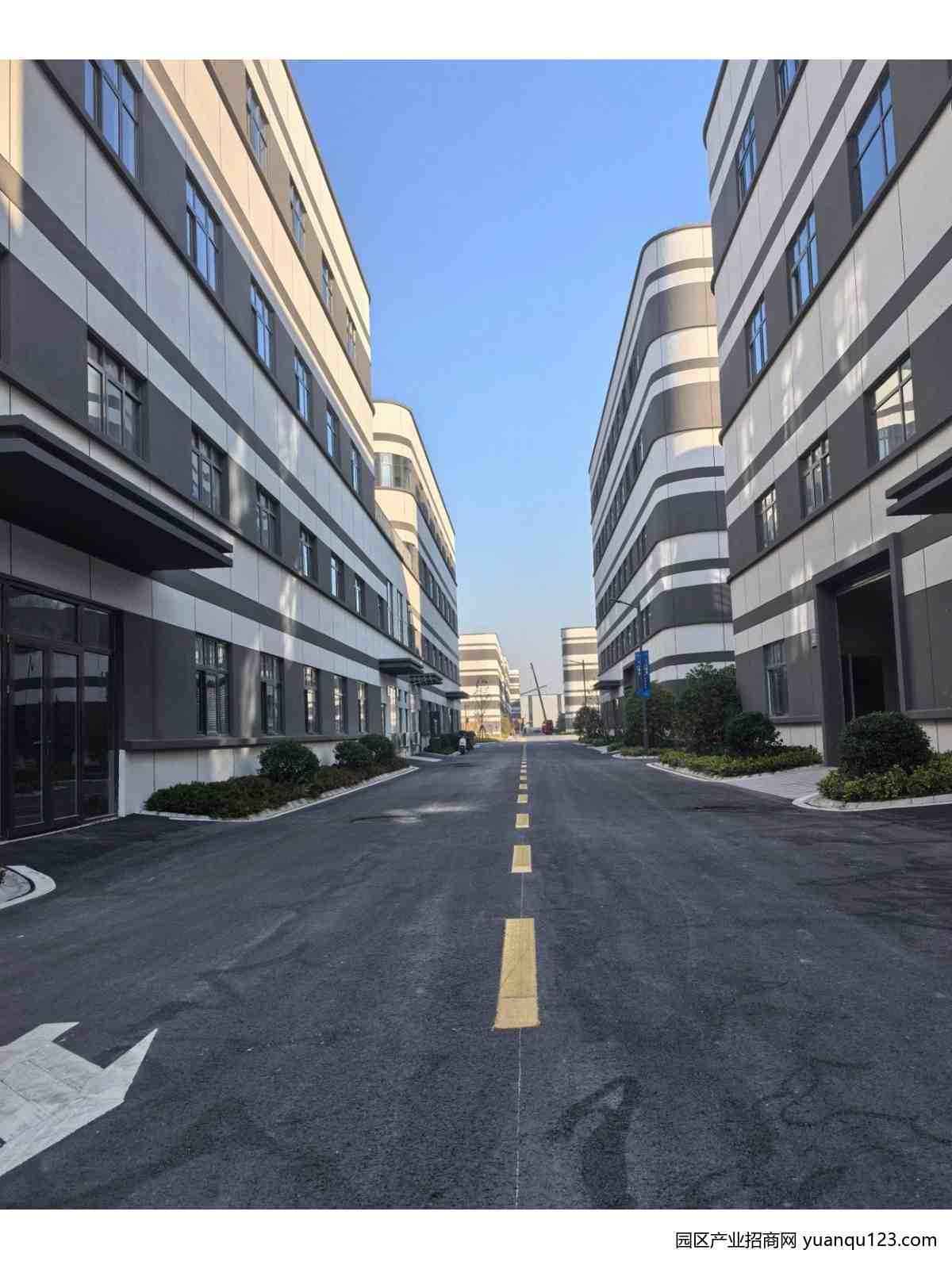 厂房车间内部环境示意图（图文无关，仅供参考）