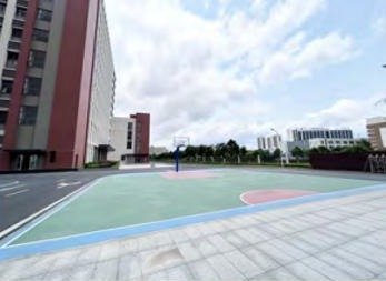 园区篮球场