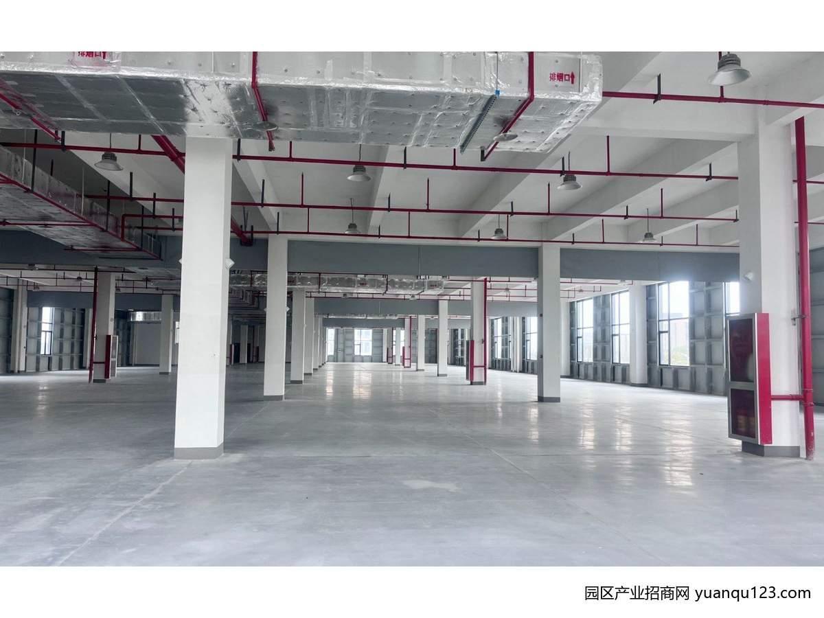 周边配套实景