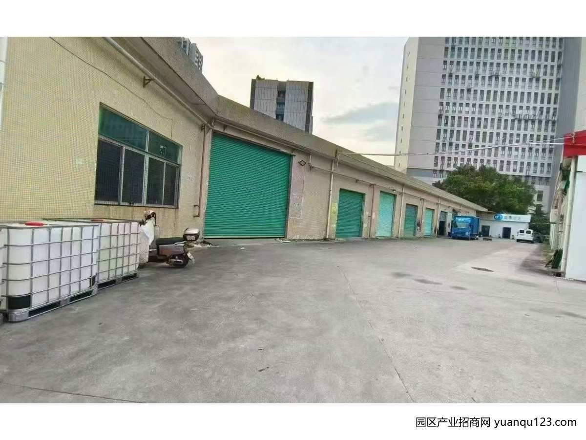 观澜松元轻轨站旁｜砖墙到顶钢构1000㎡厂房出租-深圳龙华新区观澜厂房出租（实地看房）
