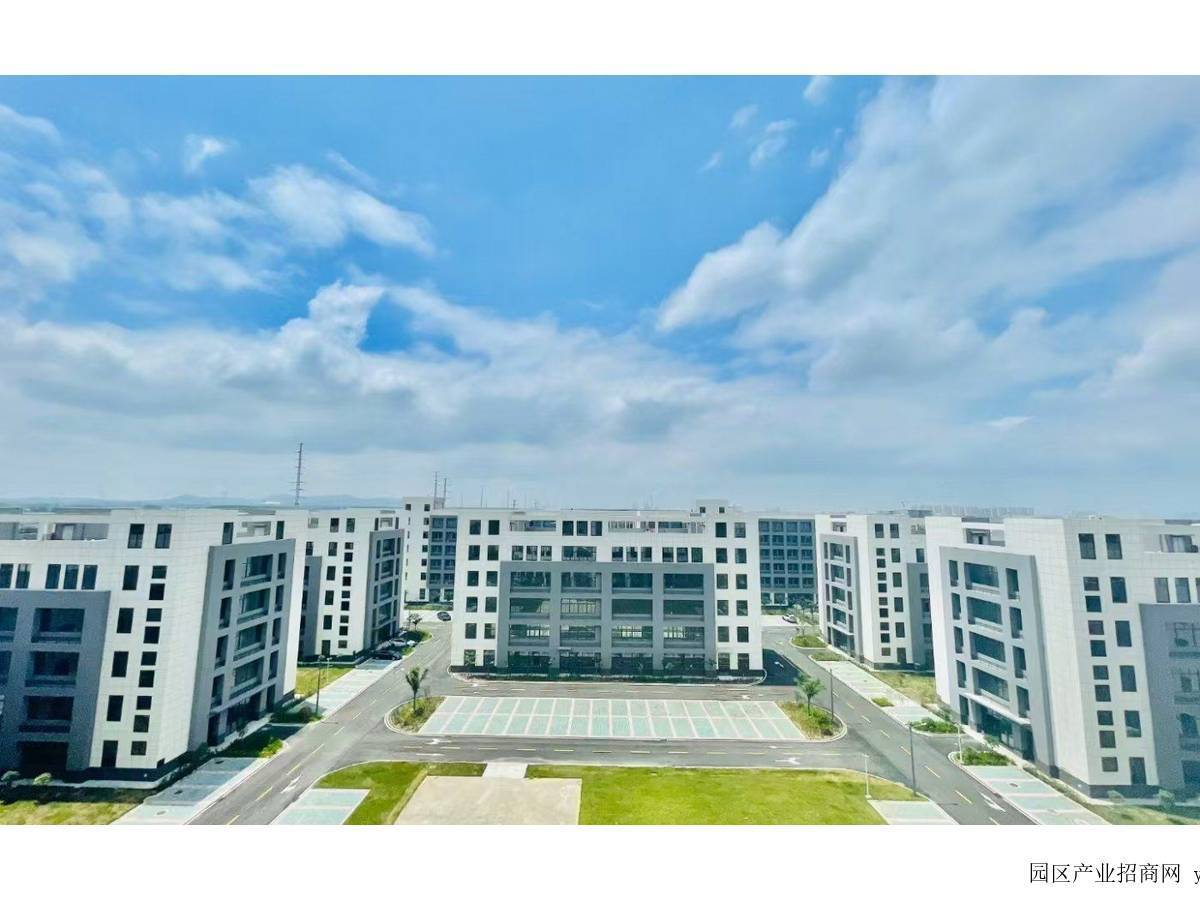 周边配套实景