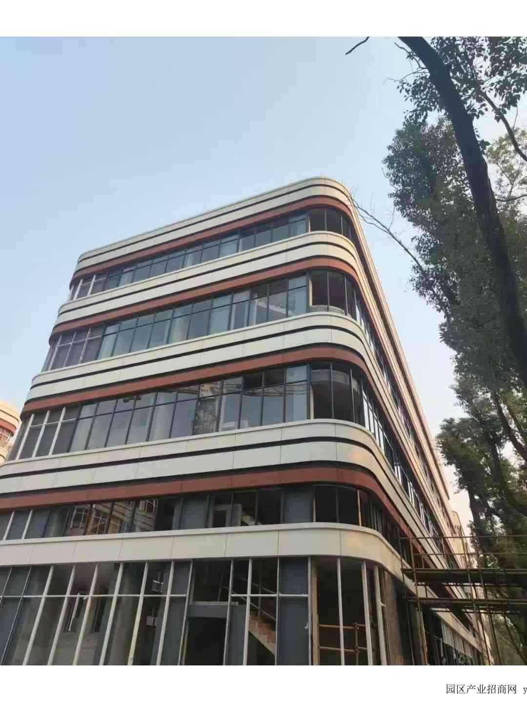 周边配套实景