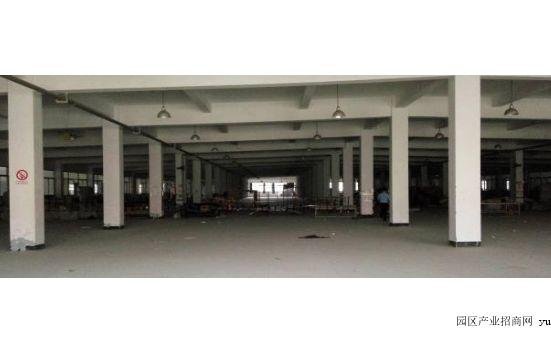 嘉兴桐乡桐乡崇福芝村工业区洲泉产业基地4.5亩土地带2500方厂房出售（实地看房）